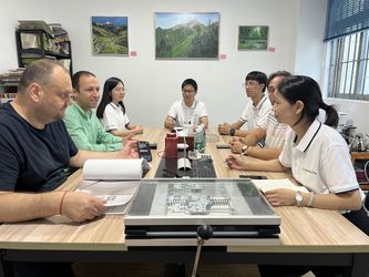 FOSHAN AE PARTITION TECHNOLOGY LIMITED COMPANY ligne de production du fabricant