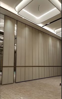 acheter Salle de réunion MDF Parement pliant mobile, Parement hôtelier ISO9001 SGS online manufacture