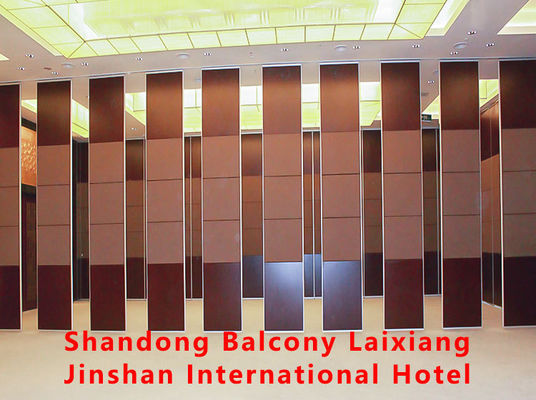 Un bon prix. 304 Stainless Steel Movable Partition Wall with Customizable Dimensions and Fire Resistant Temporary Wall Divider en ligne