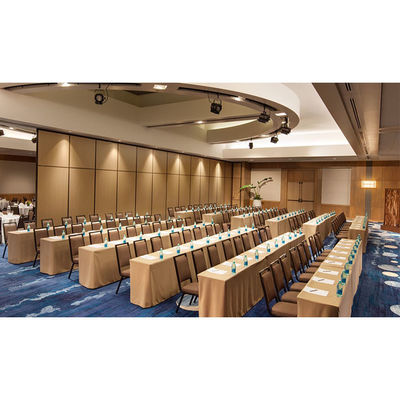 Isolement à l'épreuve du son Parement acoustique Opérable Pour salle de conférence
