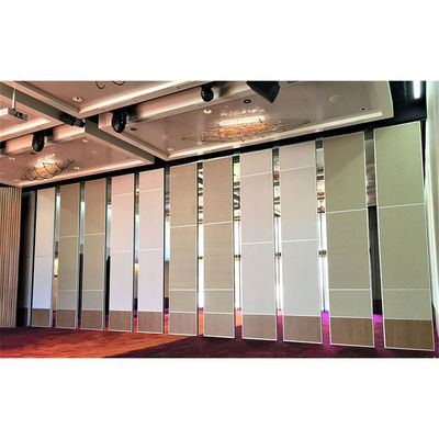 Tracé de cloisons mobiles en aluminium pour salle de réunion