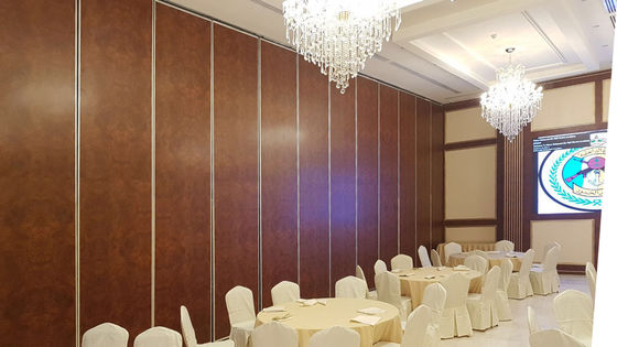 Murs de cloisons acoustiques flexibles résistants au feu pour salle de banquet / salle d'exposition