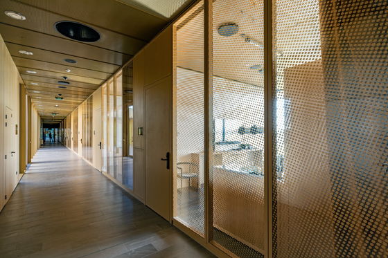 Systèmes de suspension Murs de séparation en verre à cadre en aluminium pour bureau
