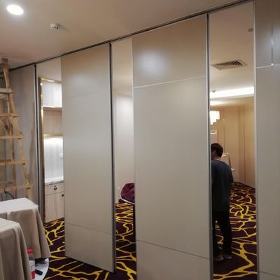 Murs de séparation mobiles pour bureaux et hôtels