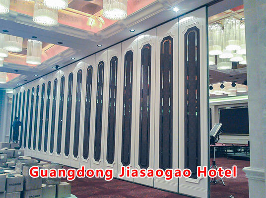 Un bon prix. Customized Demountable Office Glass Partition with 108mm Thickness and Up to 3000mm Height Aluminum Frame en ligne