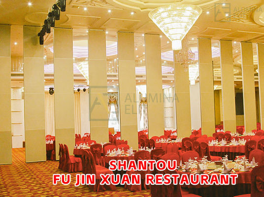 Un bon prix. Murs amovibles Système mural mobile avec conception OEM & ODM Technologie de cloisonnage allemande et isolation acoustique 56dB en ligne